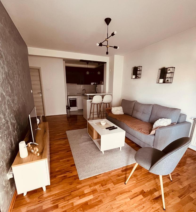 Apartman Lux Vranje Exterior foto