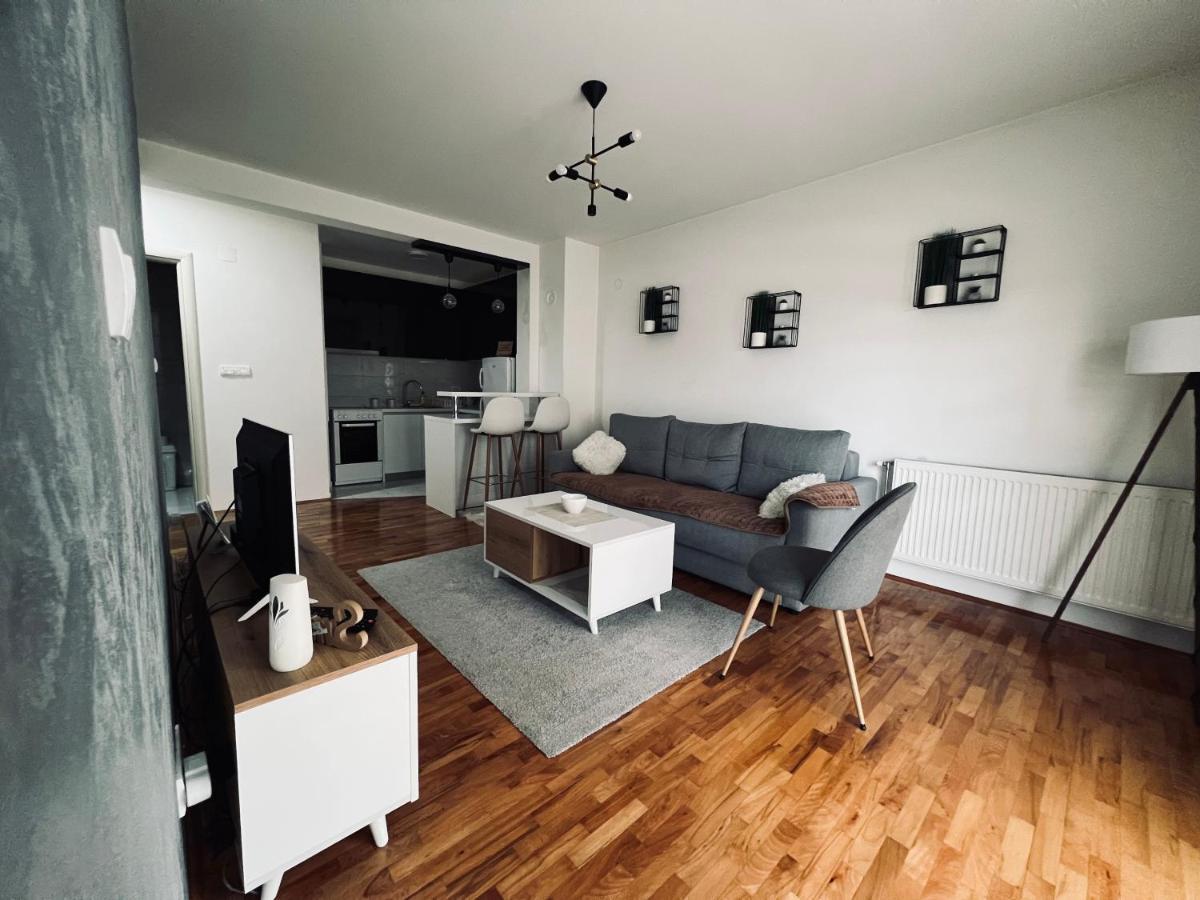 Apartman Lux Vranje Exterior foto