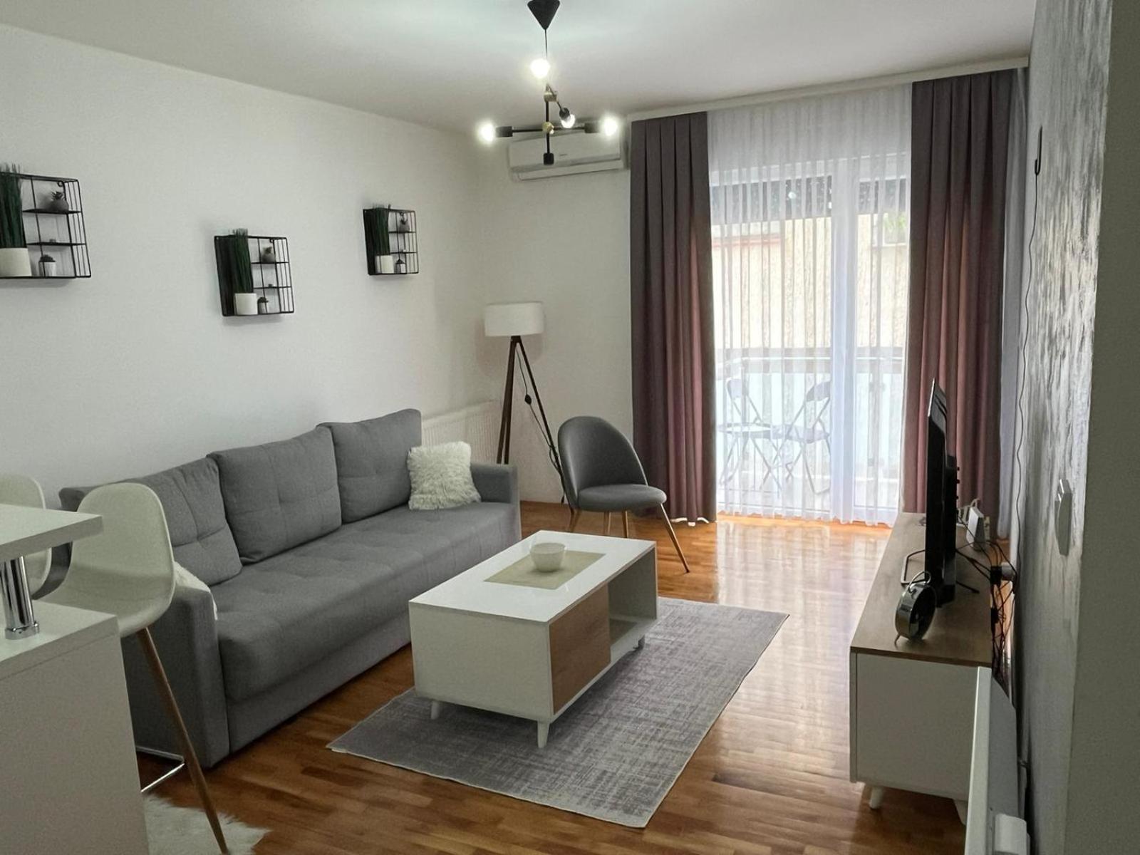 Apartman Lux Vranje Exterior foto